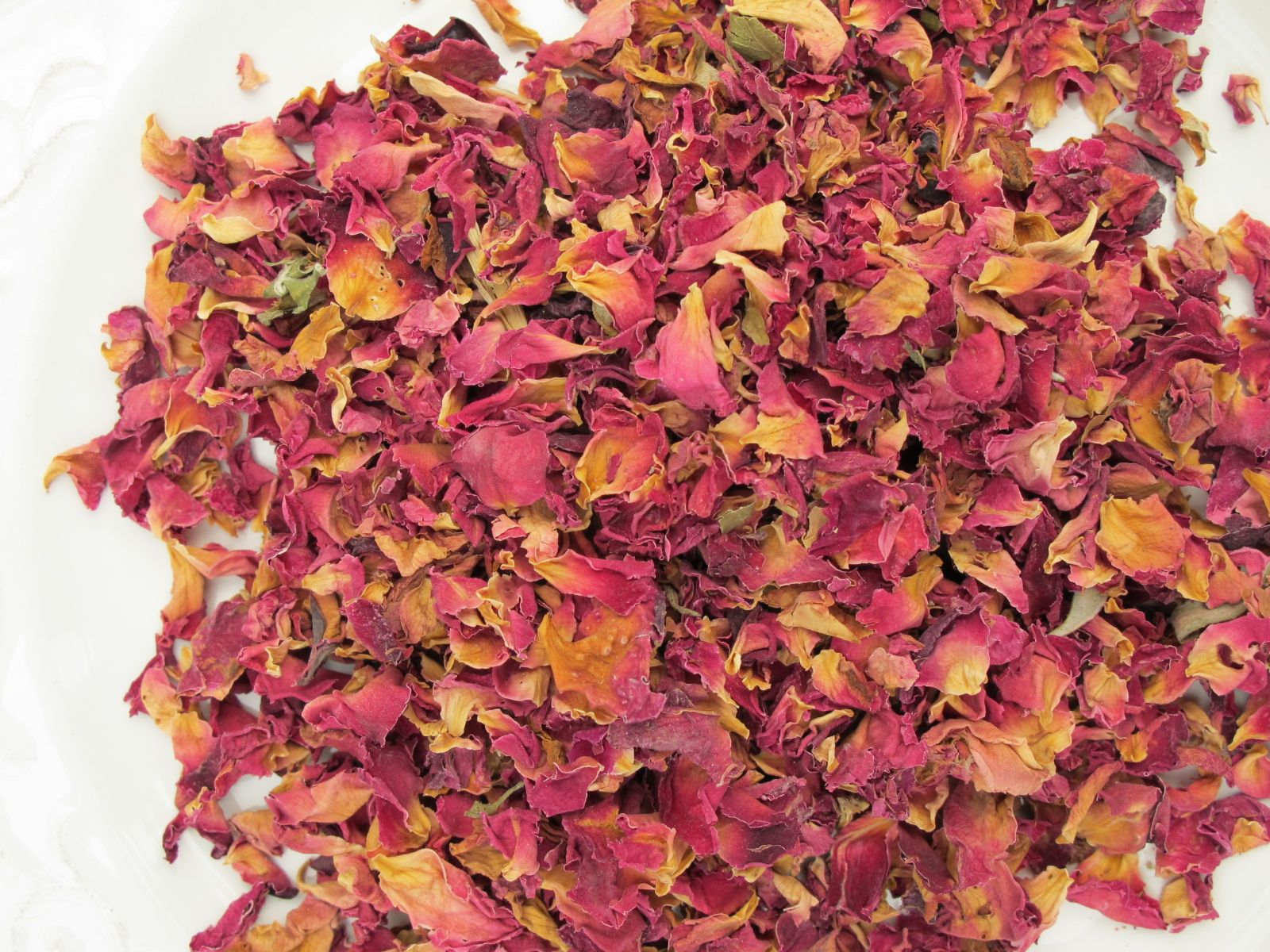 Rozenblaadjes  (ten minste houdbaar tot 10-2026)